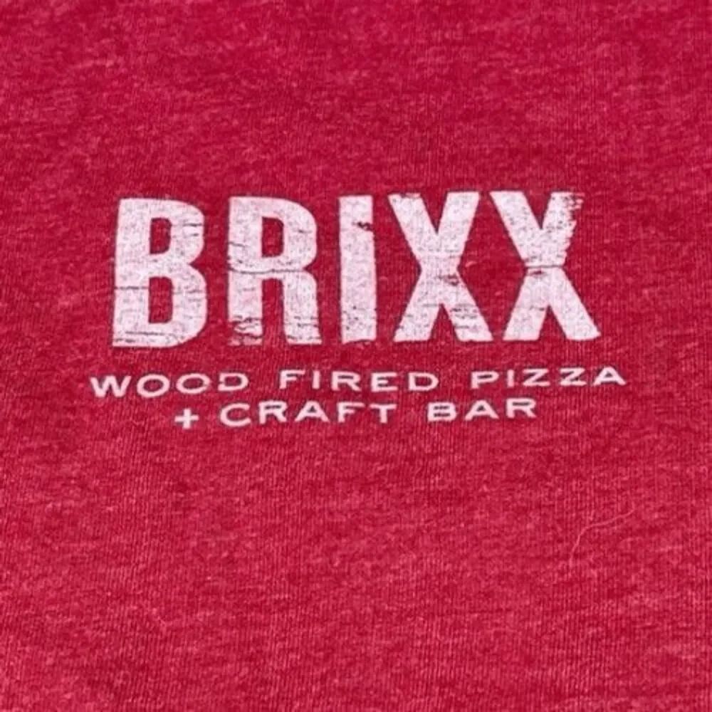 Brixx Wood Fired Pizza South Carolina Red Mens Short Sleeve T-Shirt Size Medium